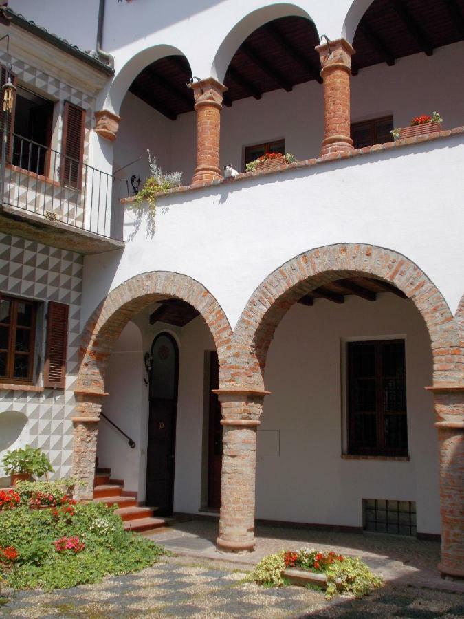 קזאלה מונפראטו “La Loggia” Apartment מראה חיצוני תמונה